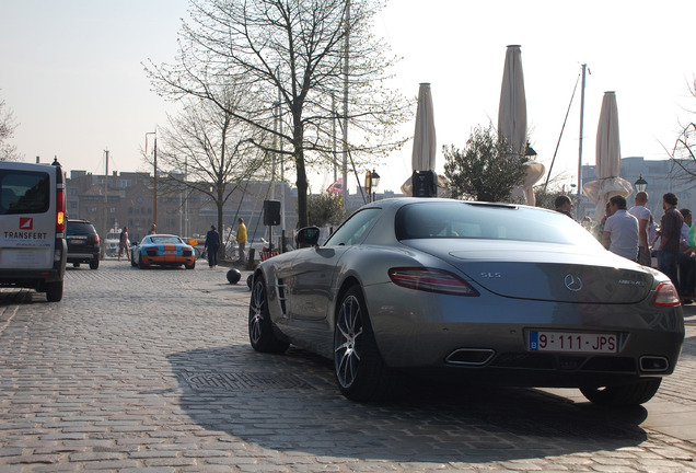 Mercedes-Benz SLS AMG