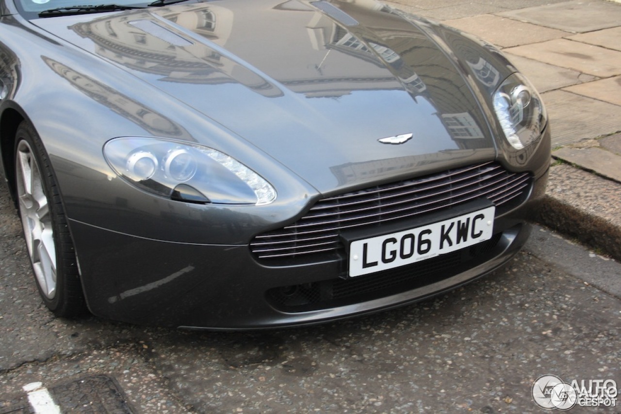 Aston Martin V8 Vantage