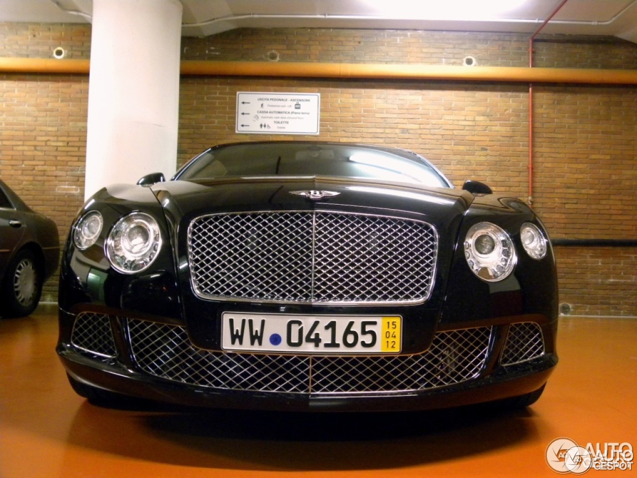 Bentley Continental GTC 2012