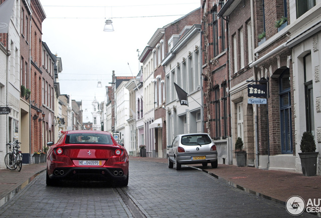 Ferrari FF