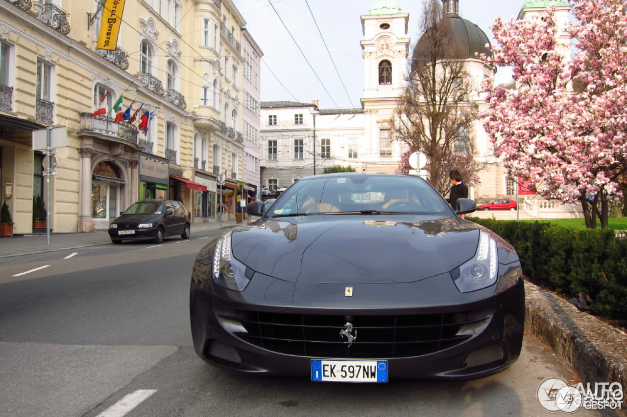 Ferrari FF