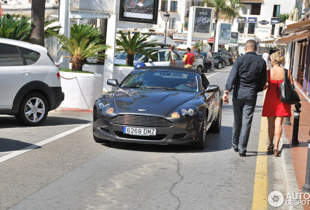 Aston Martin DB9 Volante