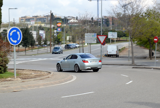 BMW M5 E60 2005