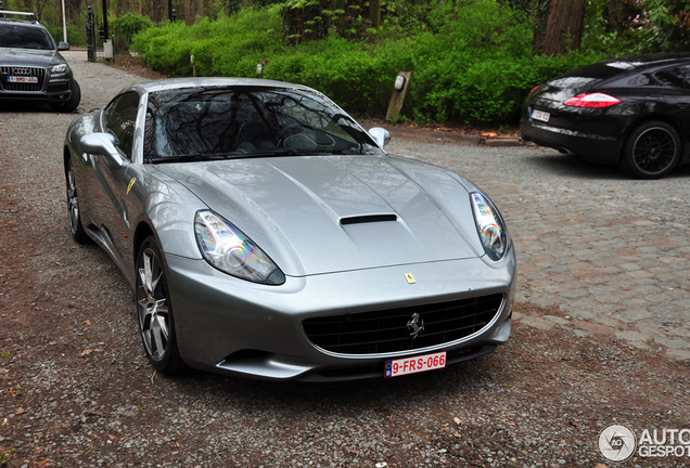 Ferrari California