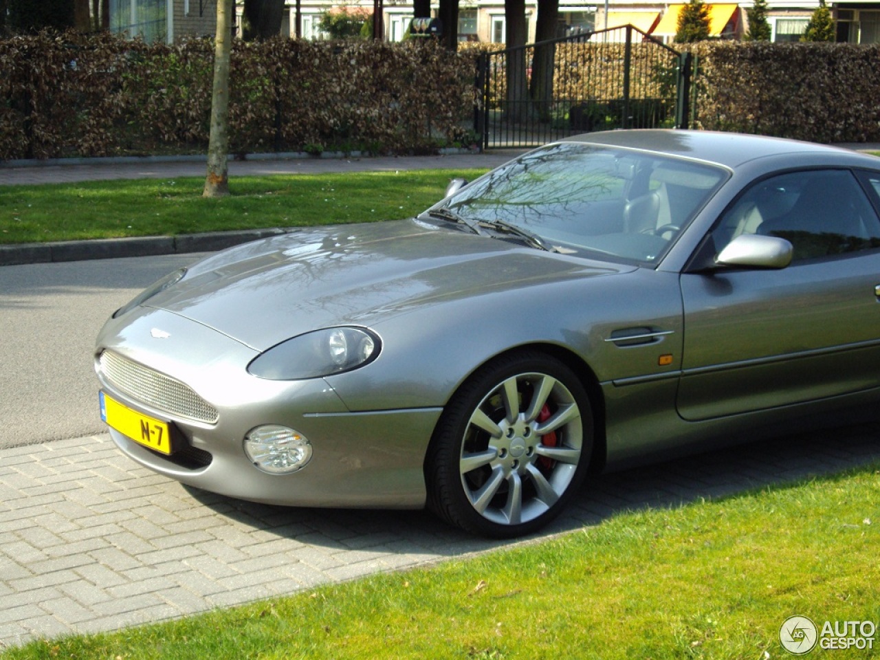 Aston Martin DB7 Vantage