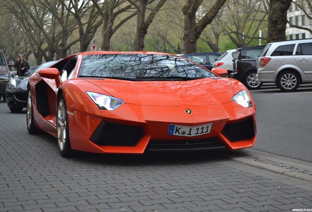 Lamborghini Aventador LP700-4