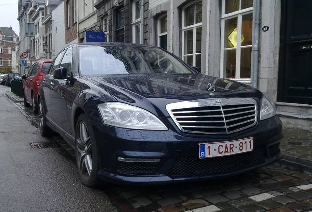 Mercedes-Benz S 63 AMG W221 2011