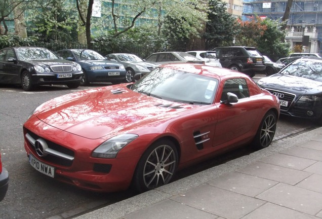 Mercedes-Benz SLS AMG