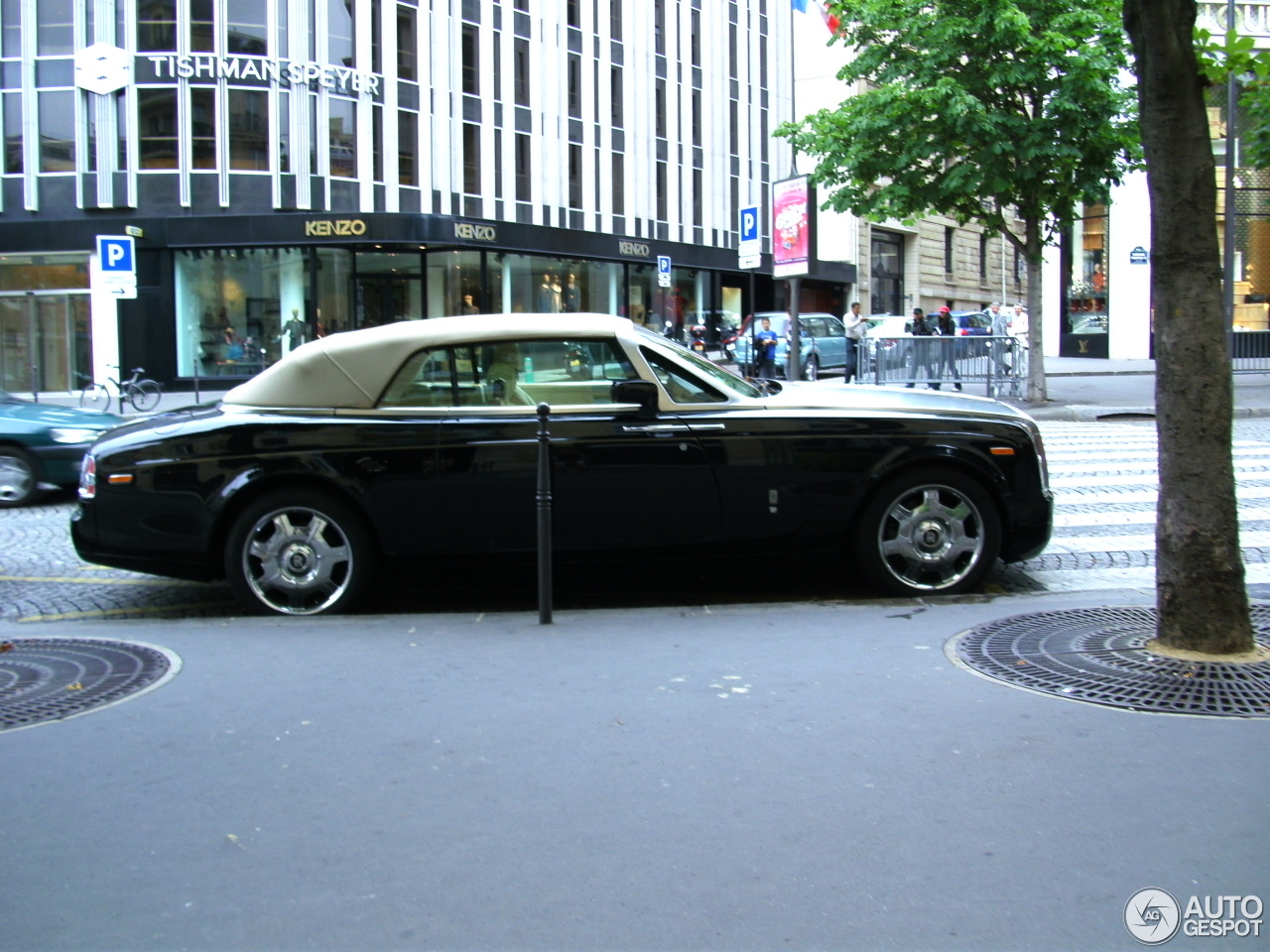 Rolls-Royce Phantom Drophead Coupé