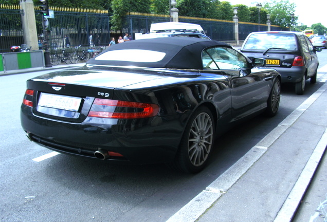 Aston Martin DB9 Volante