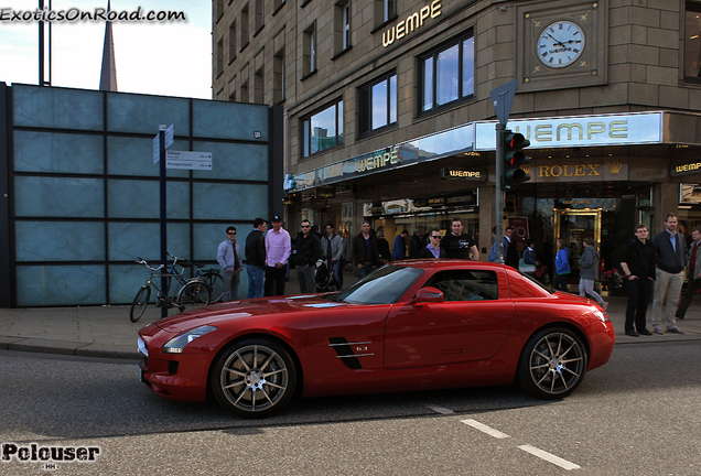 Mercedes-Benz SLS AMG