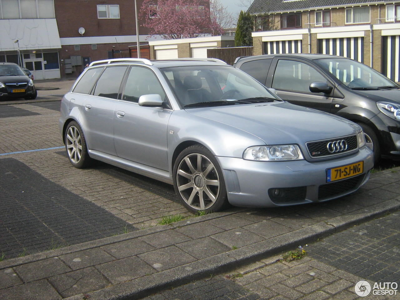 Audi RS4 Avant B5