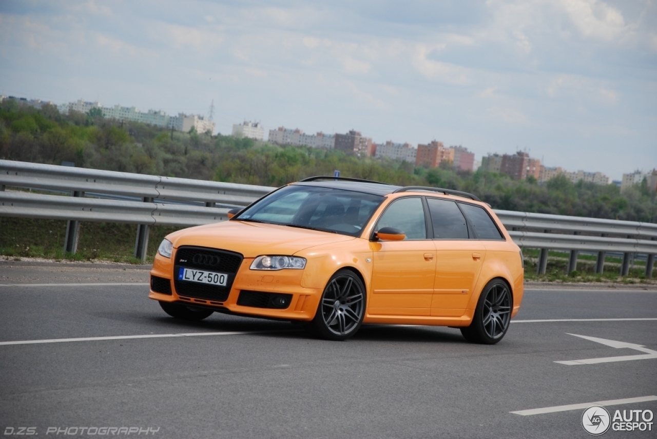 Audi RS4 Avant B7