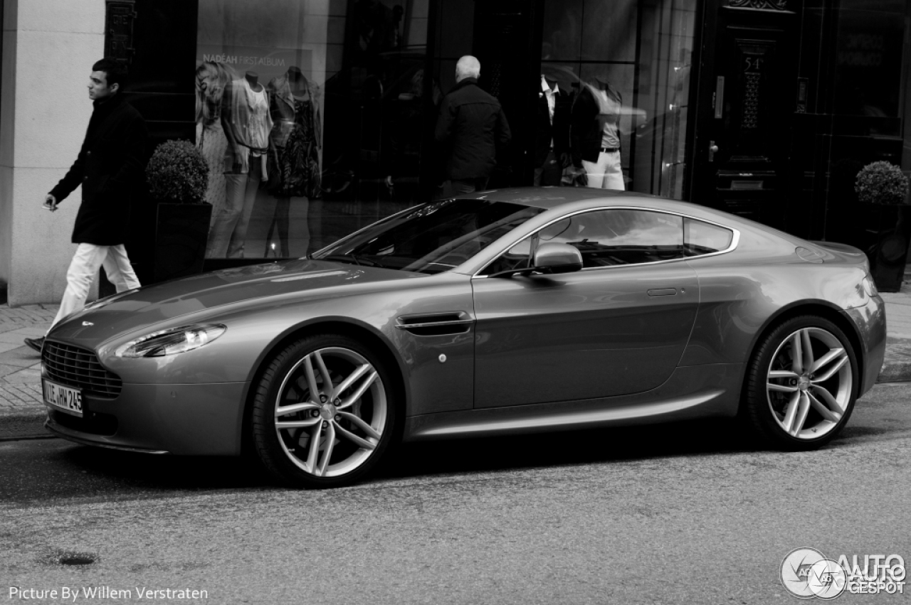 Aston Martin V8 Vantage N420