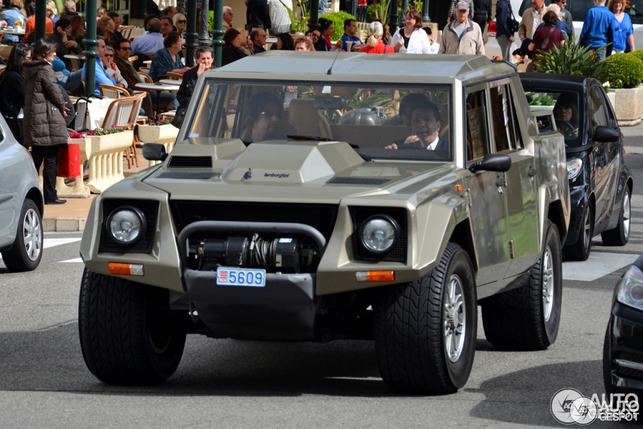 Lamborghini LM002