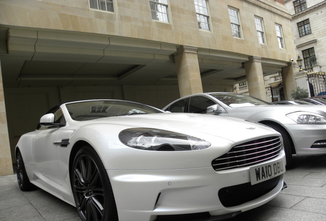 Aston Martin DBS Volante