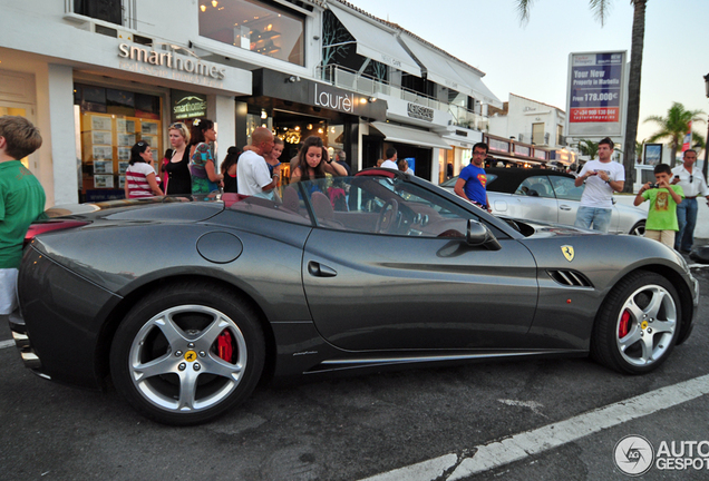 Ferrari California