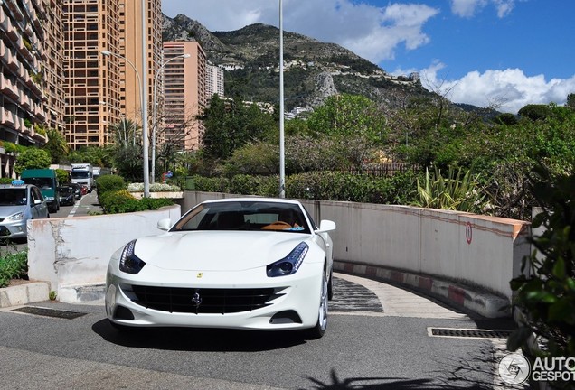 Ferrari FF