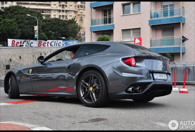 Ferrari FF