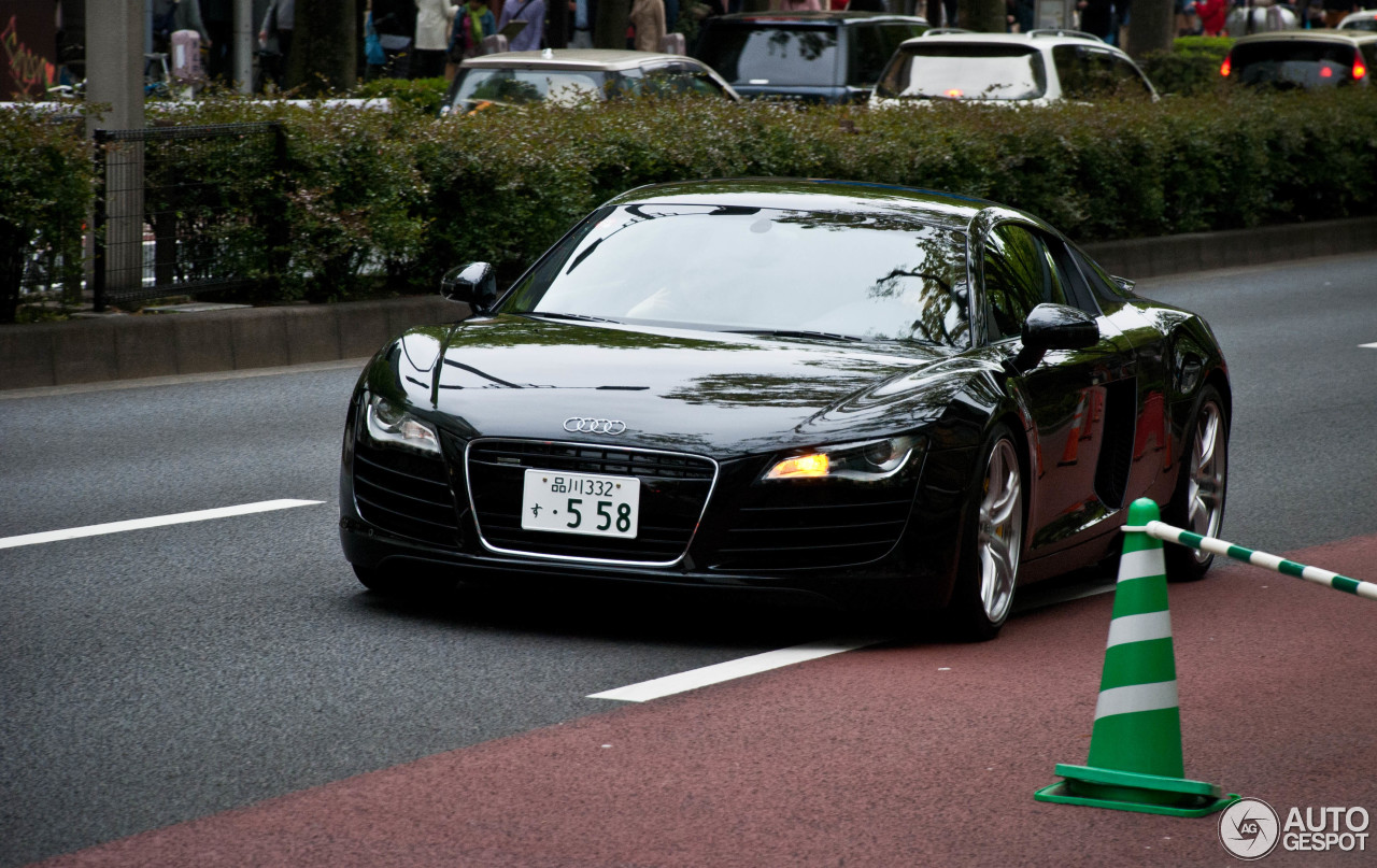 Audi R8