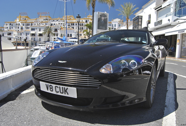 Aston Martin DB9 Volante