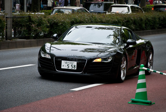 Audi R8