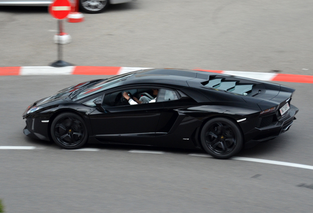 Lamborghini Aventador LP700-4