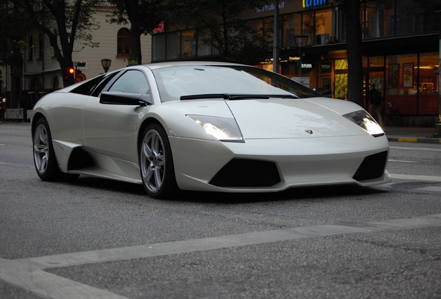 Lamborghini Murciélago LP640