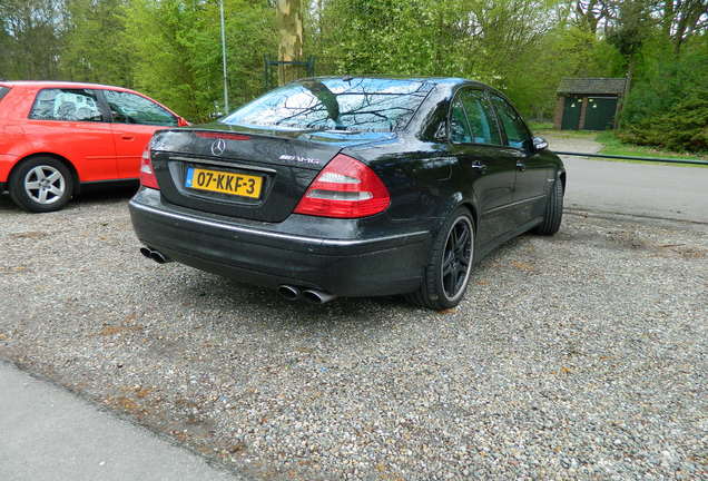 Mercedes-Benz E 55 AMG