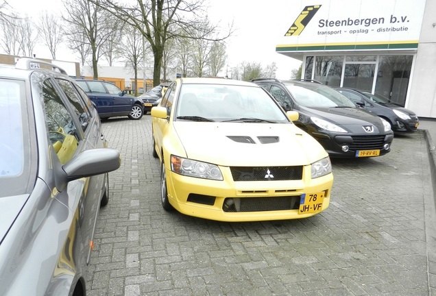 Mitsubishi Lancer Evolution VII GSR