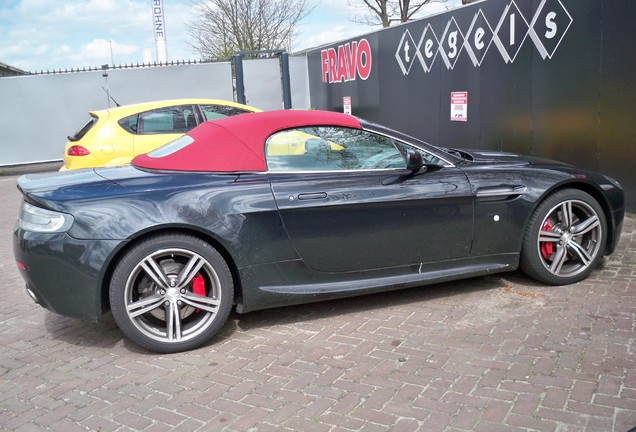 Aston Martin V8 Vantage N400 Roadster