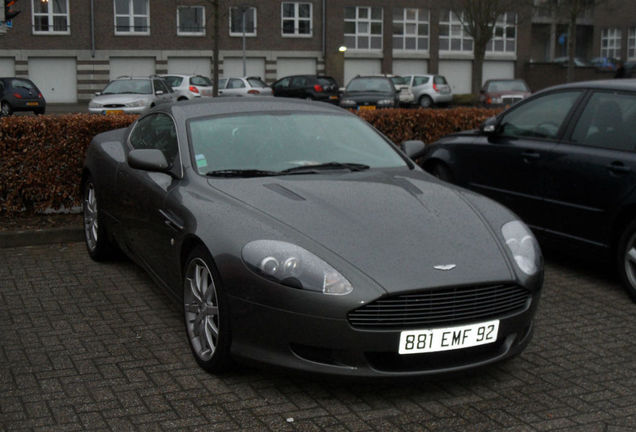 Aston Martin DB9