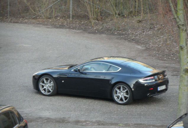 Aston Martin V8 Vantage