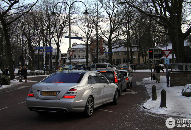 Mercedes-Benz S 63 AMG W221