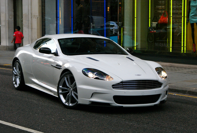 Aston Martin DBS