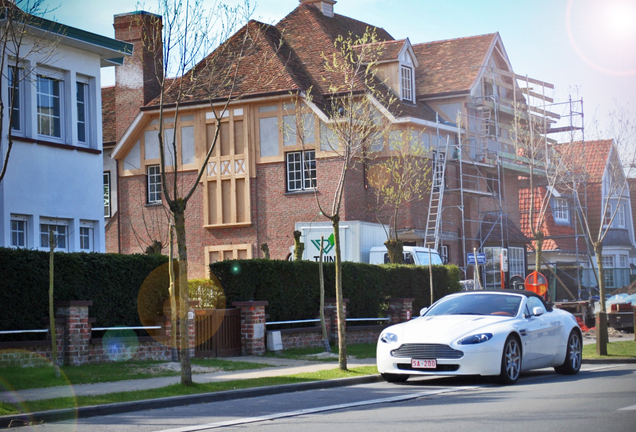 Aston Martin V8 Vantage Roadster