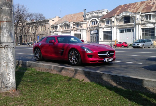 Mercedes-Benz SLS AMG