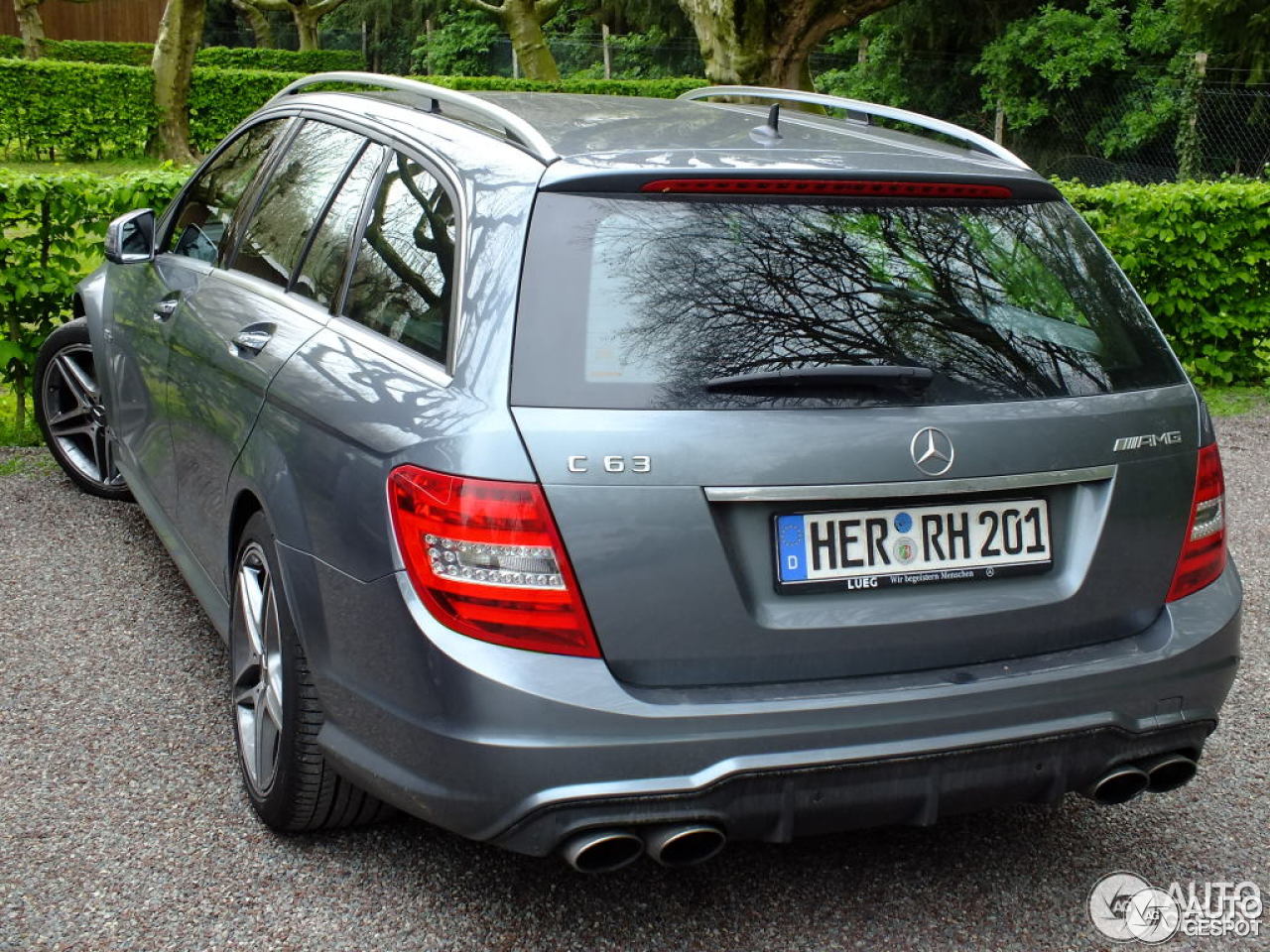 Mercedes-Benz C 63 AMG Estate 2012