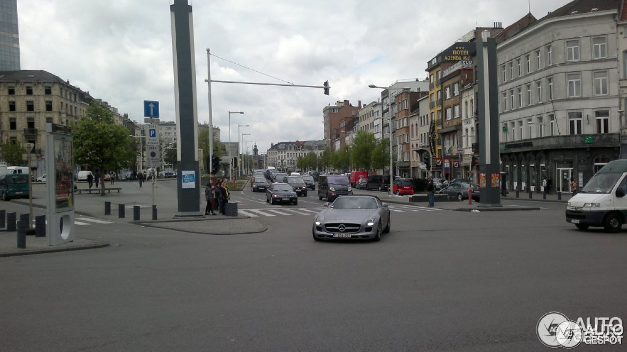 Mercedes-Benz SLS AMG Roadster