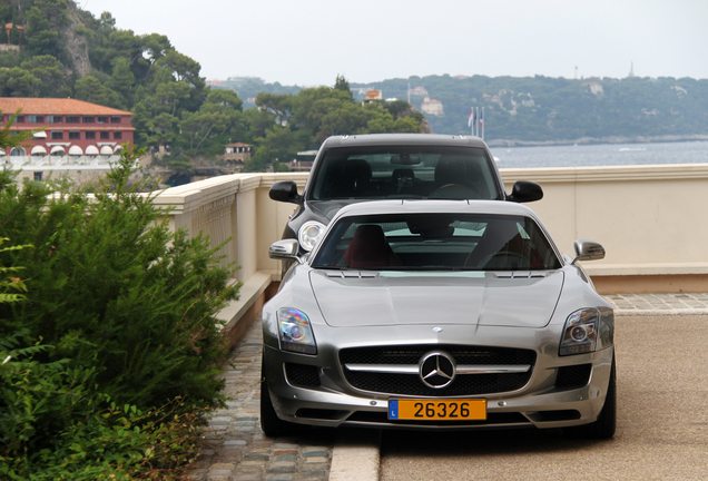 Mercedes-Benz SLS AMG