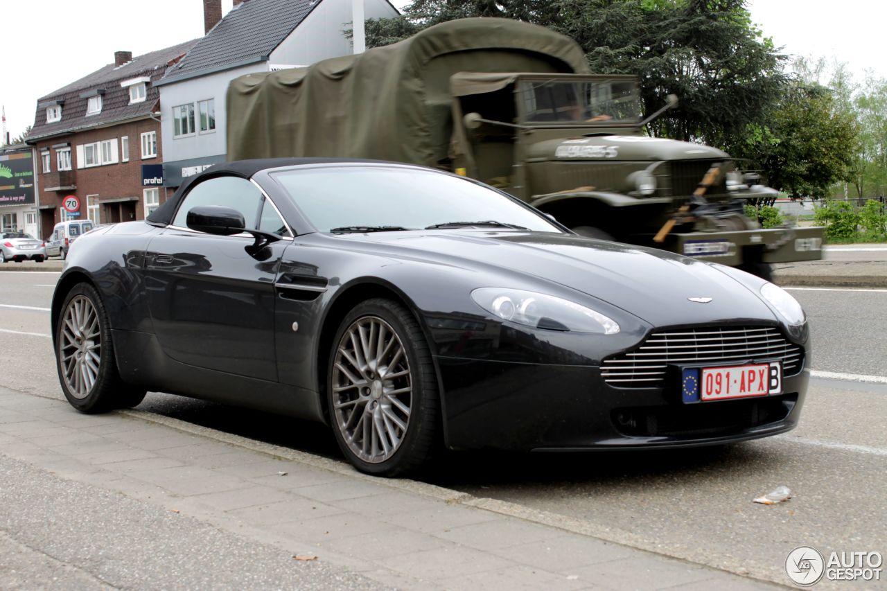 Aston Martin V8 Vantage Roadster