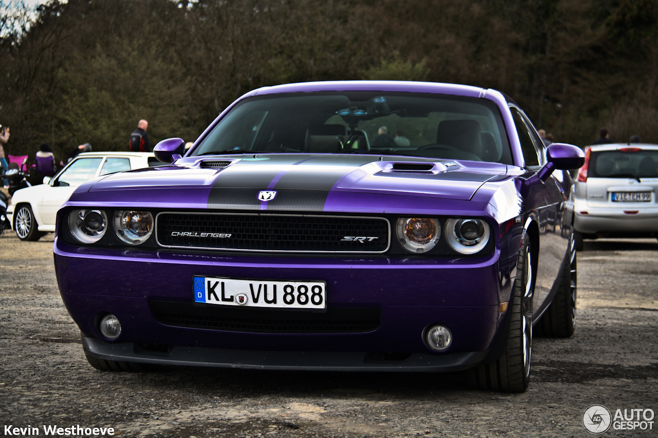 Dodge Challenger SRT-8 Plum Crazy Limited Edition