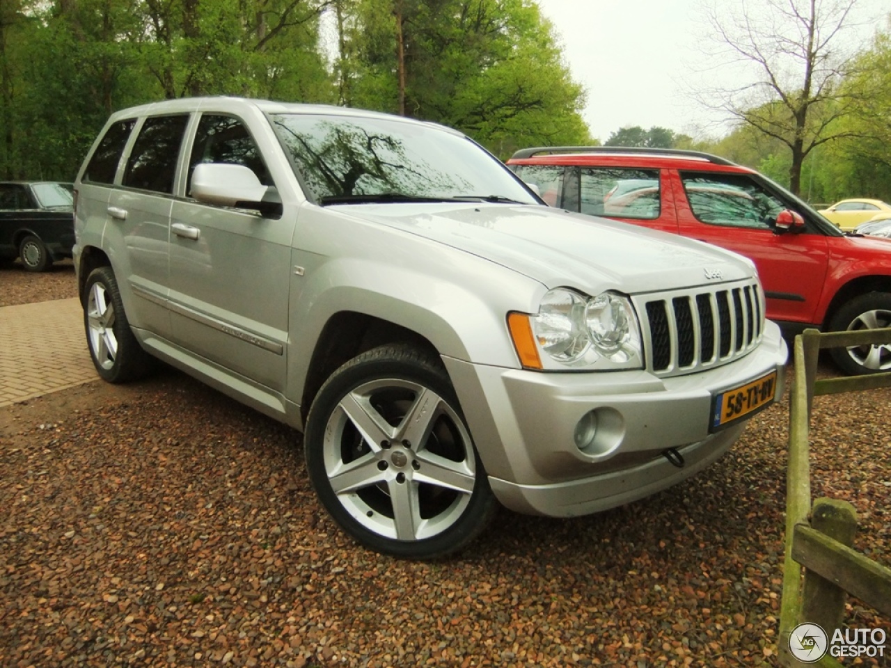 Jeep Grand Cherokee SRT-8 2005