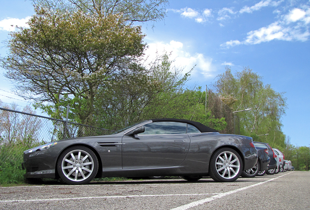 Aston Martin DB9 Volante