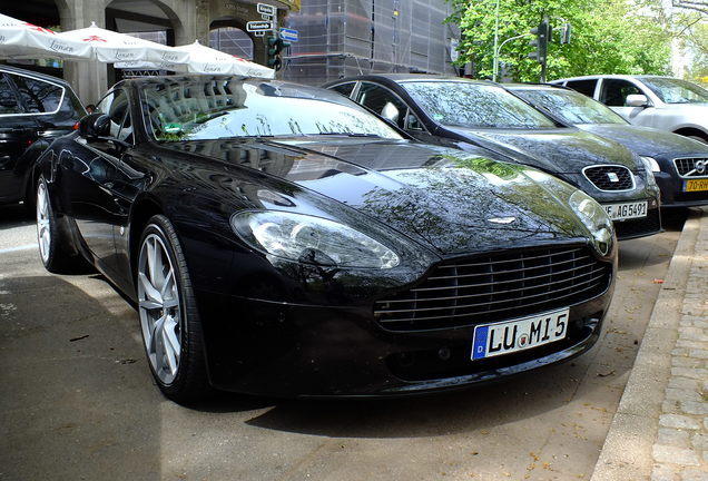 Aston Martin V8 Vantage