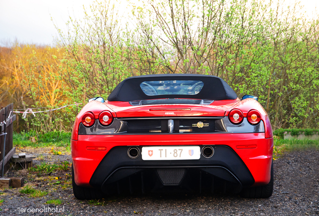 Ferrari Scuderia Spider 16M