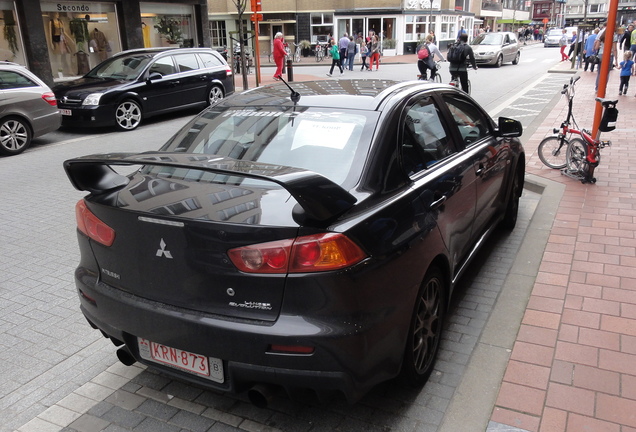 Mitsubishi Lancer Evolution X MR