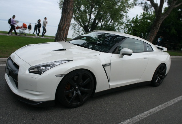 Nissan GT-R