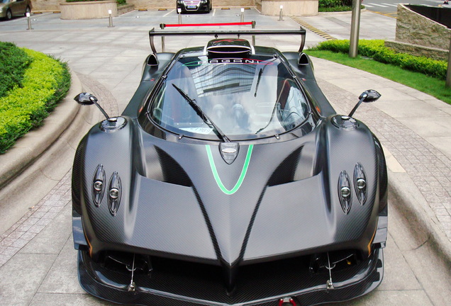 Pagani Zonda R