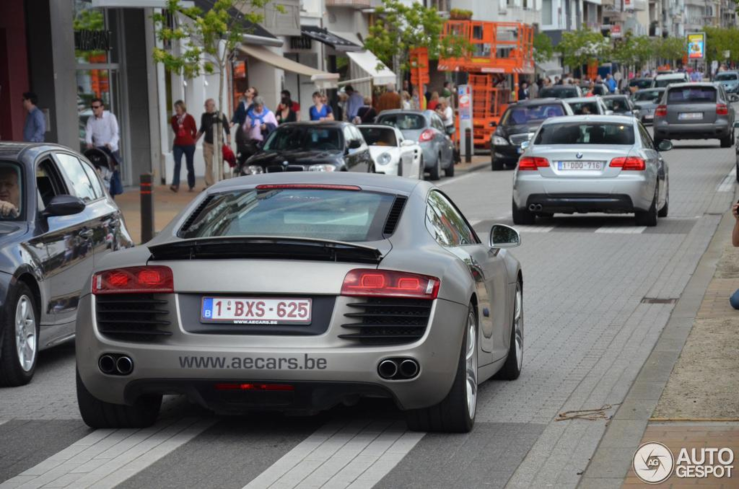 Audi R8